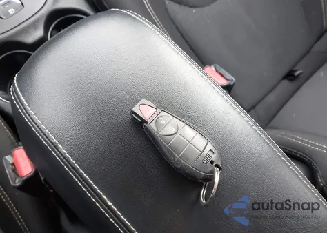 2015 Jeep Cherokee Latitude из США, поврежденный, VIN 1C4PJMCS2FW687262